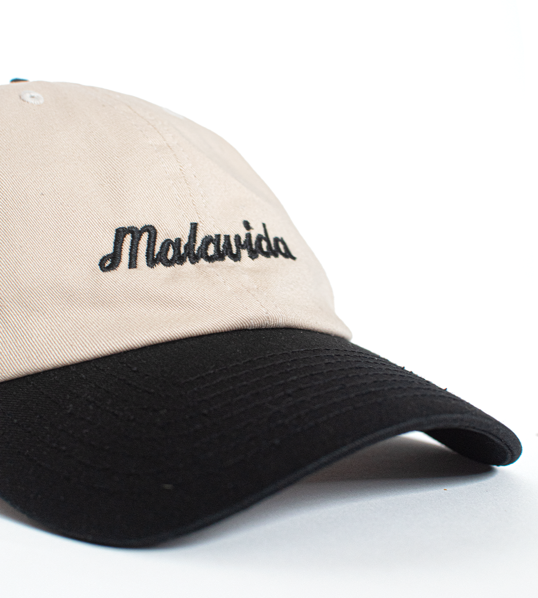 SIGNATURE DAD HAT - B&W