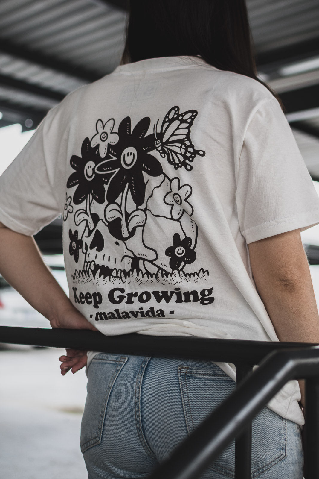 KEEP GROWING TEE