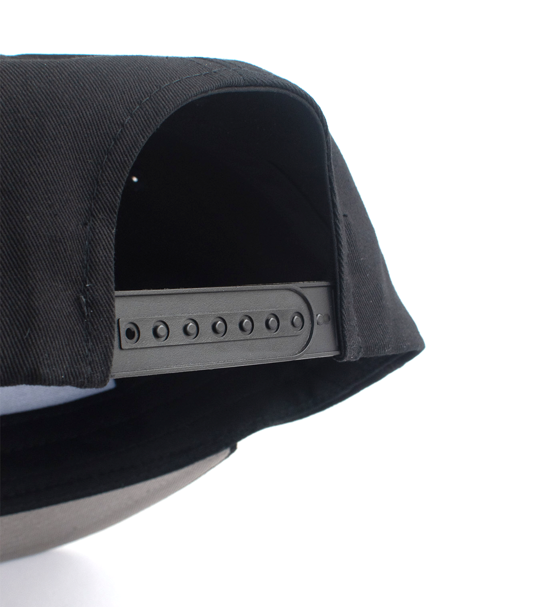 UN DÍA A LA VEZ SNAPBACK